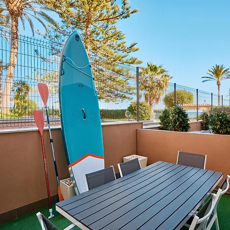 Apartamento Modern Beachfront - By Welcomely