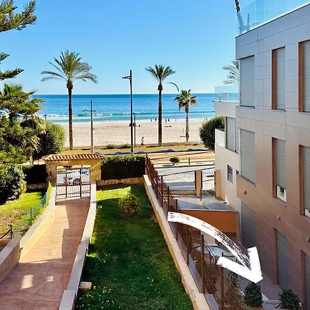 Apartamento Modern Beachfront - By Welcomely