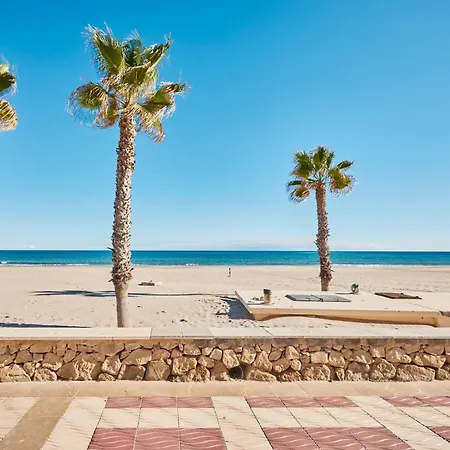 Appartement Modern Beachfront - By Welcomely